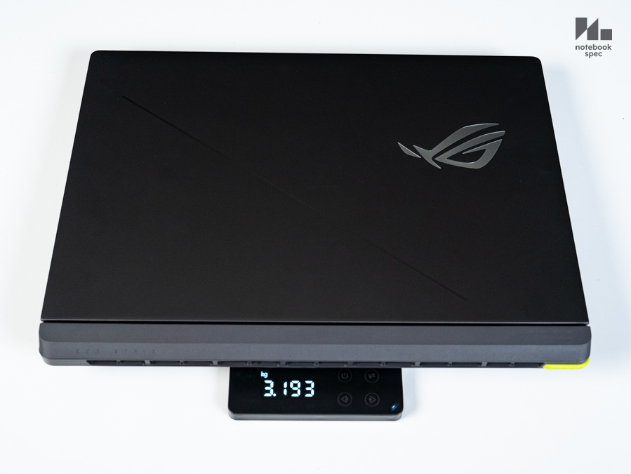 ASUS ROG Strix G18 G815LR