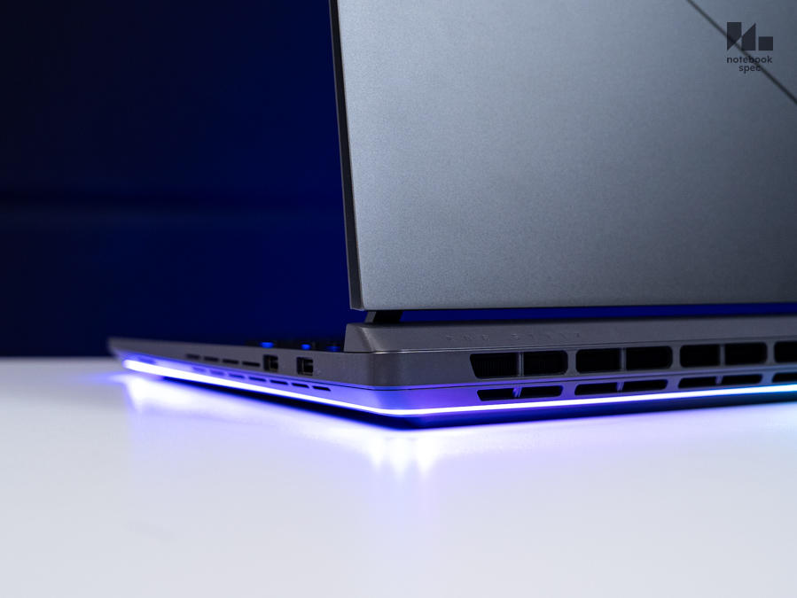 ROG Strix G18 G815LR 20