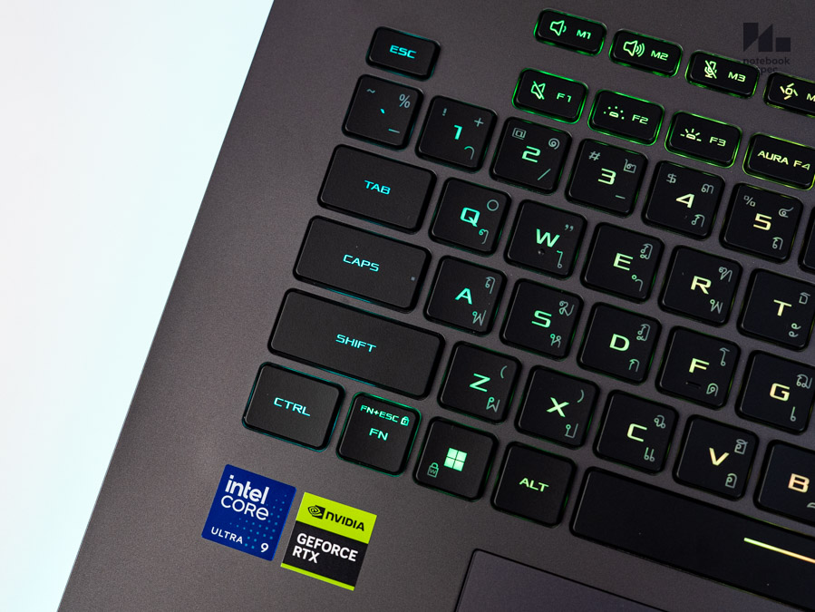 ROG Strix G18 G815LR 46