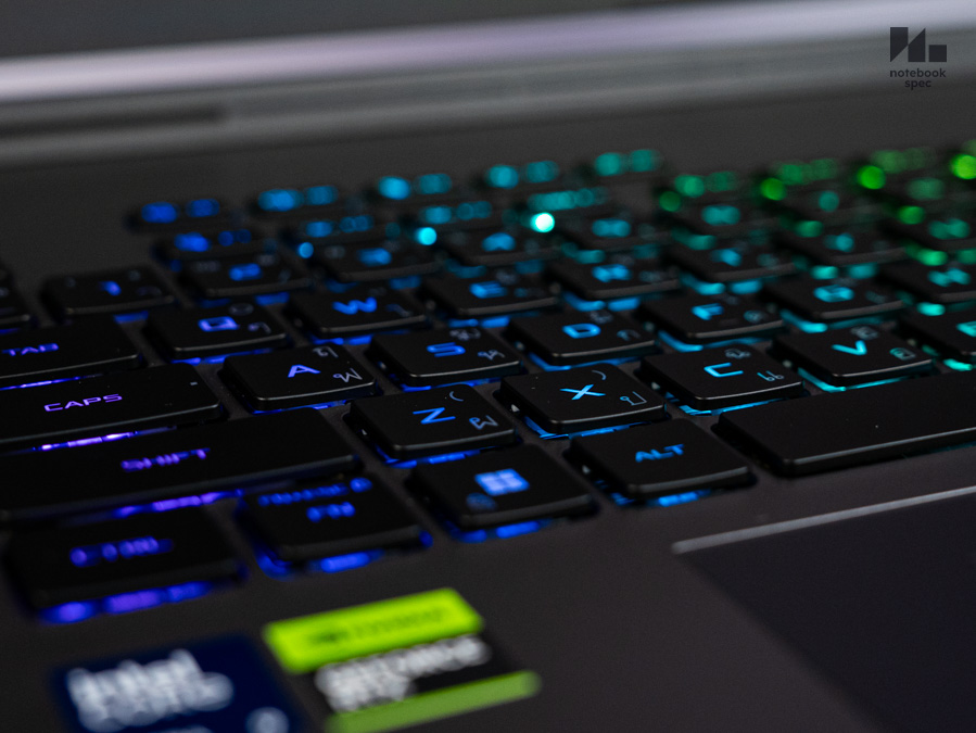 ROG Strix G18 G815LR 51
