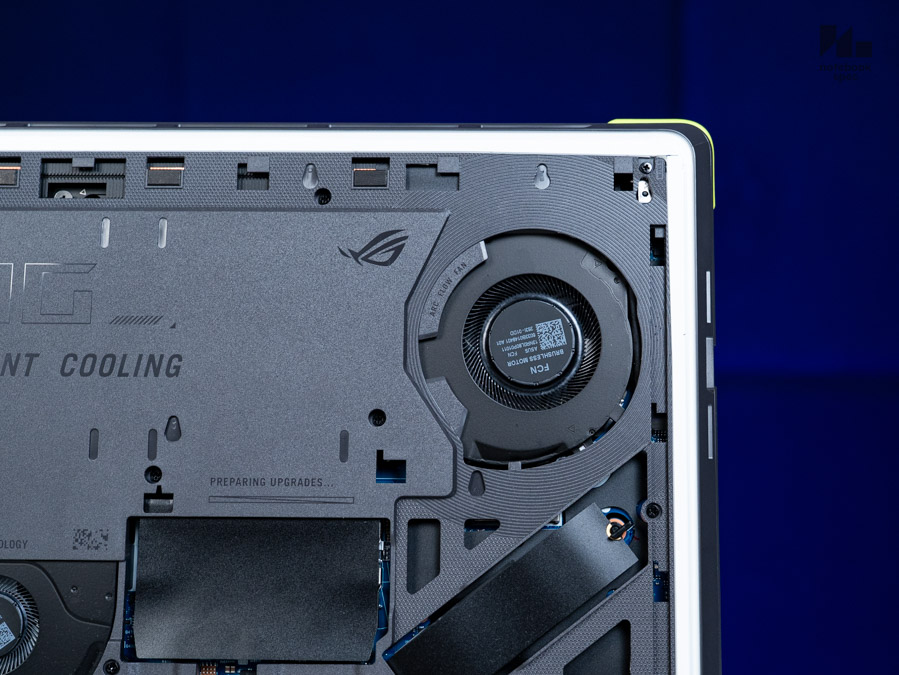 ROG Strix G18 G815LR 82