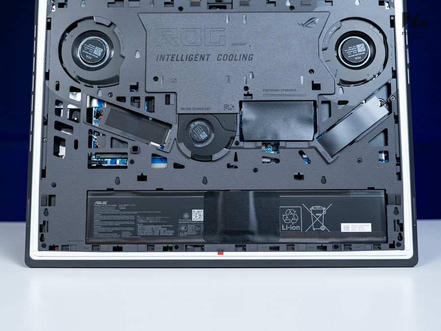ROG Strix G18 G815LR 84 1