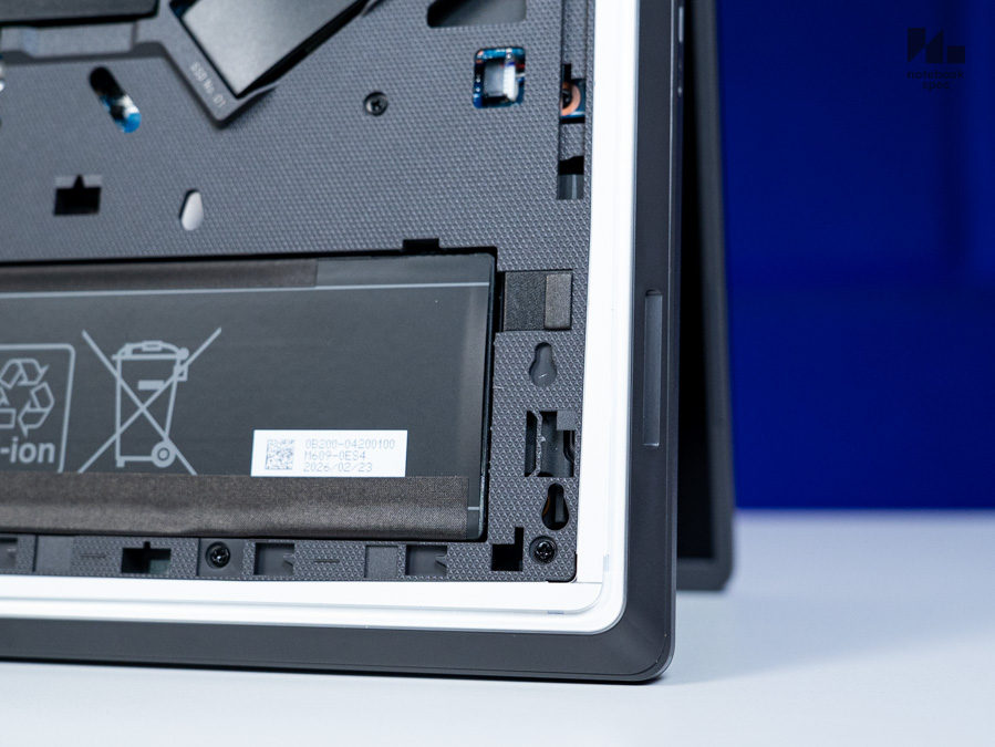 ROG Strix G18 G815LR 87