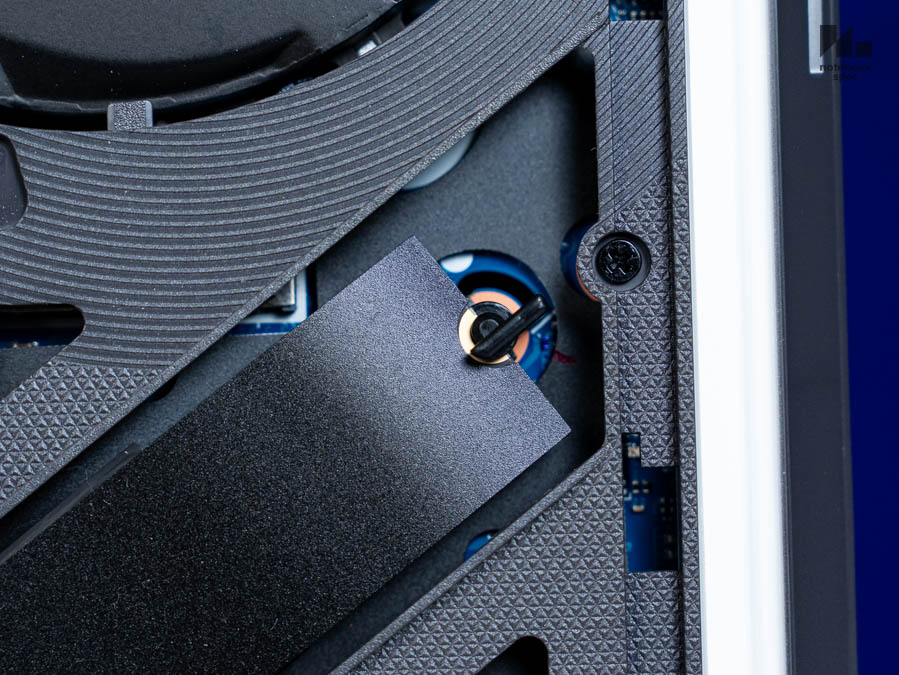 ROG Strix G18 G815LR 90
