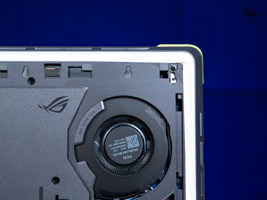 ROG Strix G18 G815LR 95