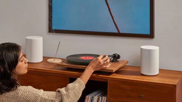 Sonos Era 100 SL 1