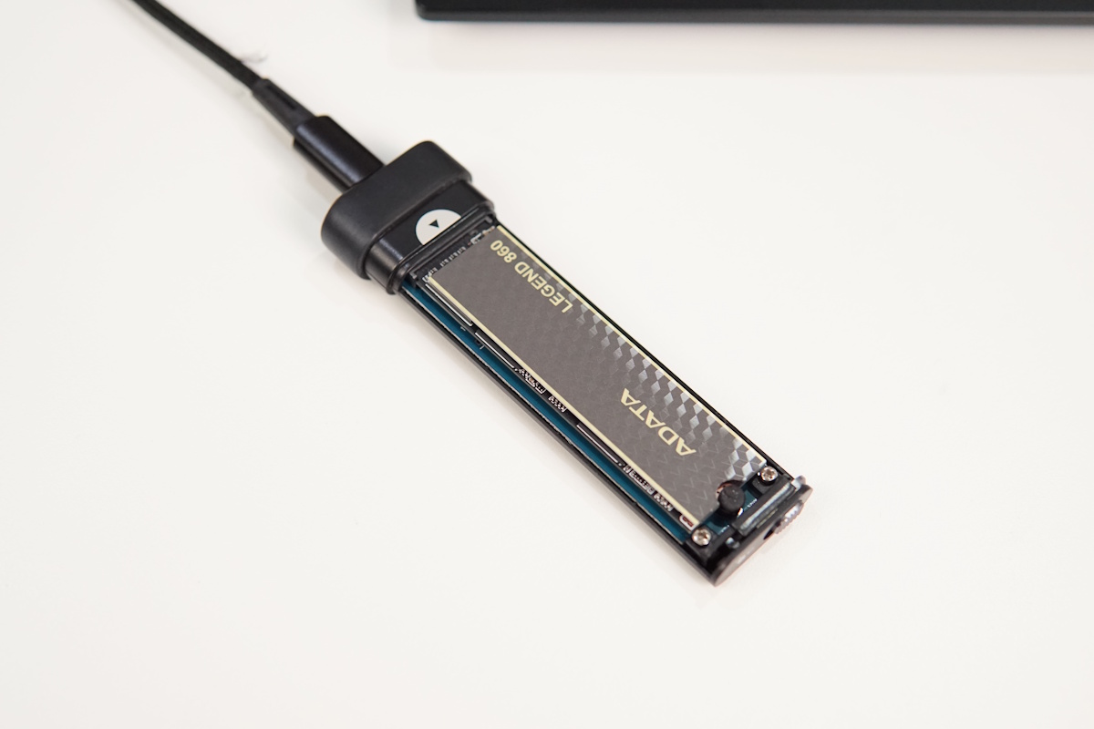 ADATA LEGEND 860