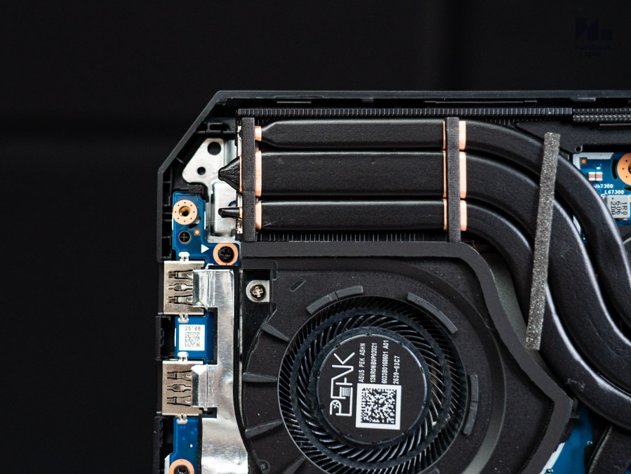ASUS TUF Gaming F16 FX608JHI Intel 27